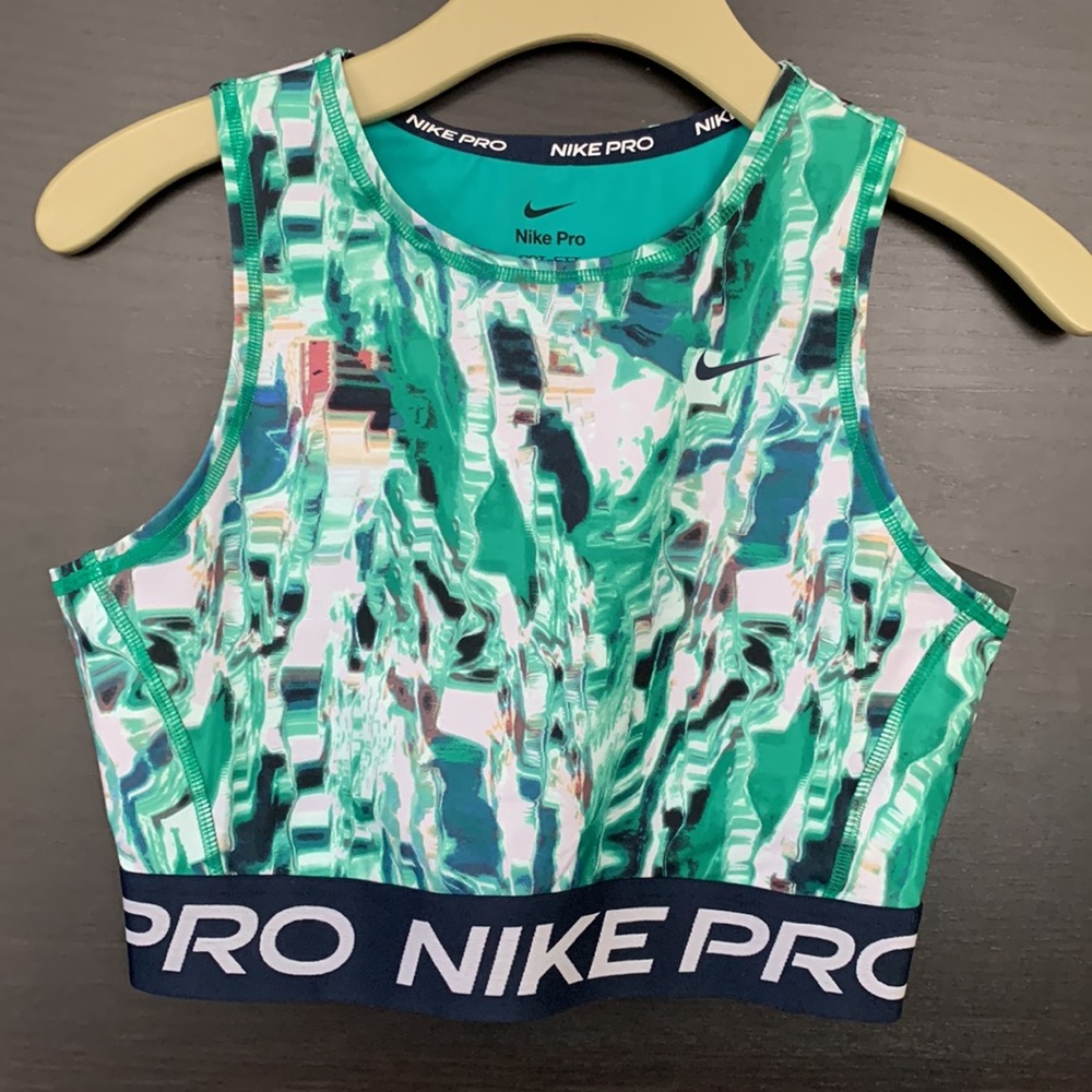 Nike Pro Women’s Dri-Fit Allover Print Tank Top - Picture 3 of 11